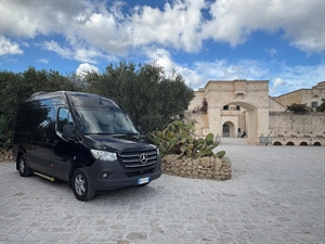 MERCEDES BENZ 9 POSTI