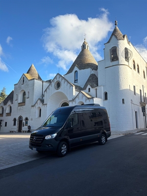 MERCEDES BENZ 9 POSTI